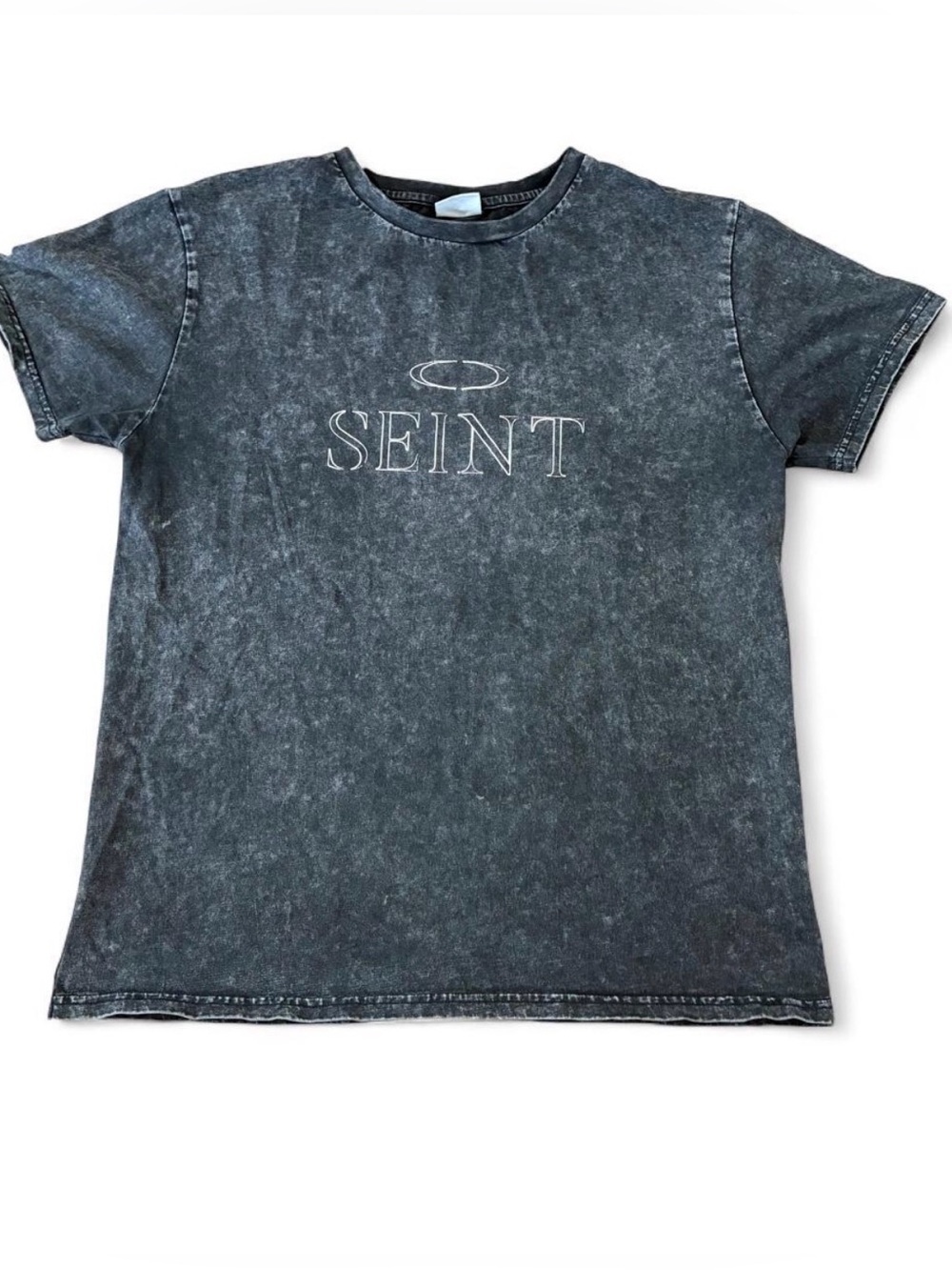 Black acid wash Seint Beauty t-shirt medium